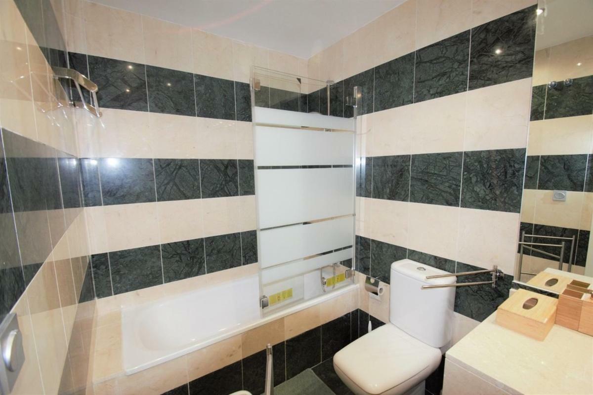 Beach And Golf Paradise With Extra Comfort Lejlighed Málaga